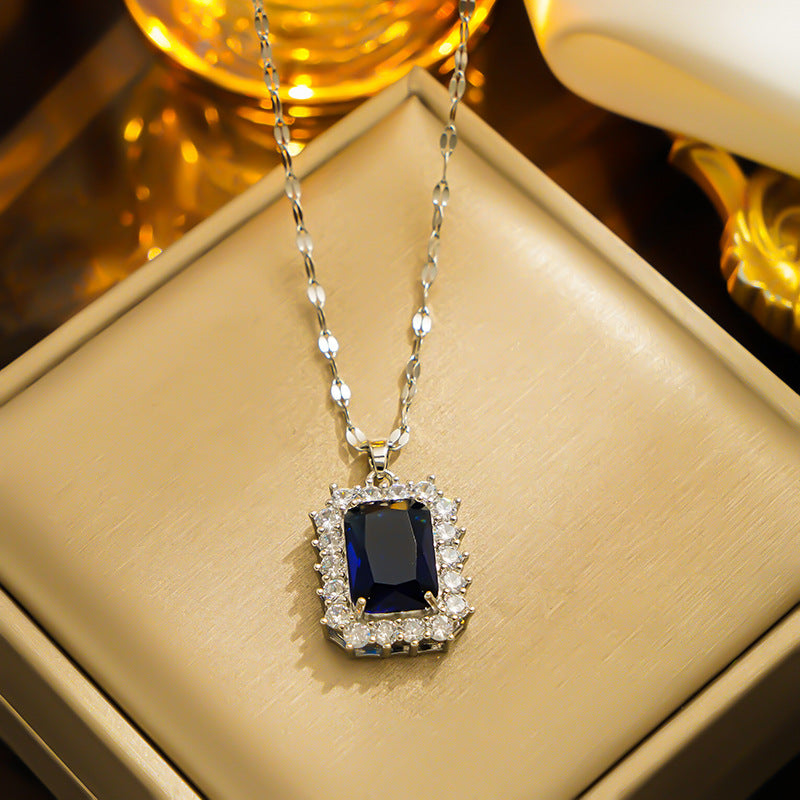 Elegante colar de gemas verdes douradas microincrustadas para mulheres 