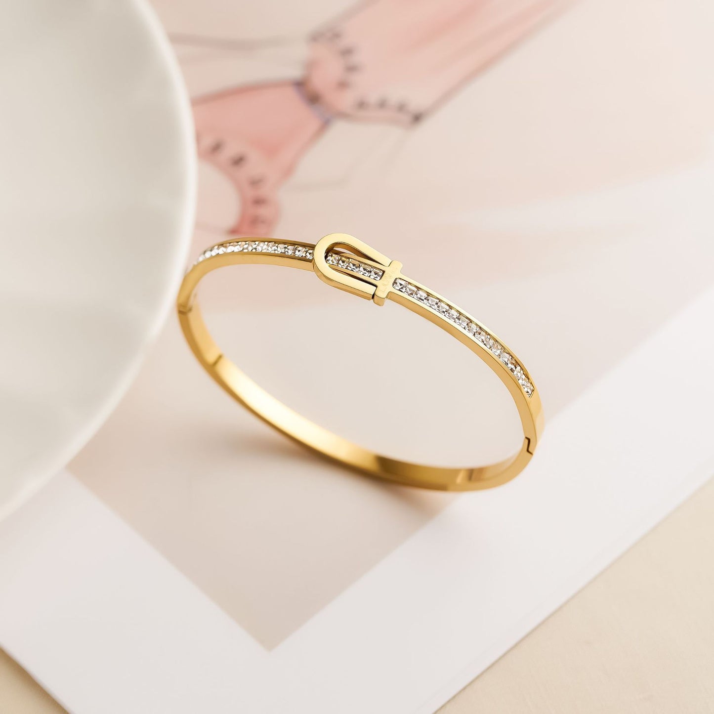 Titanium Steel Horseshoe Buckle Bracelet