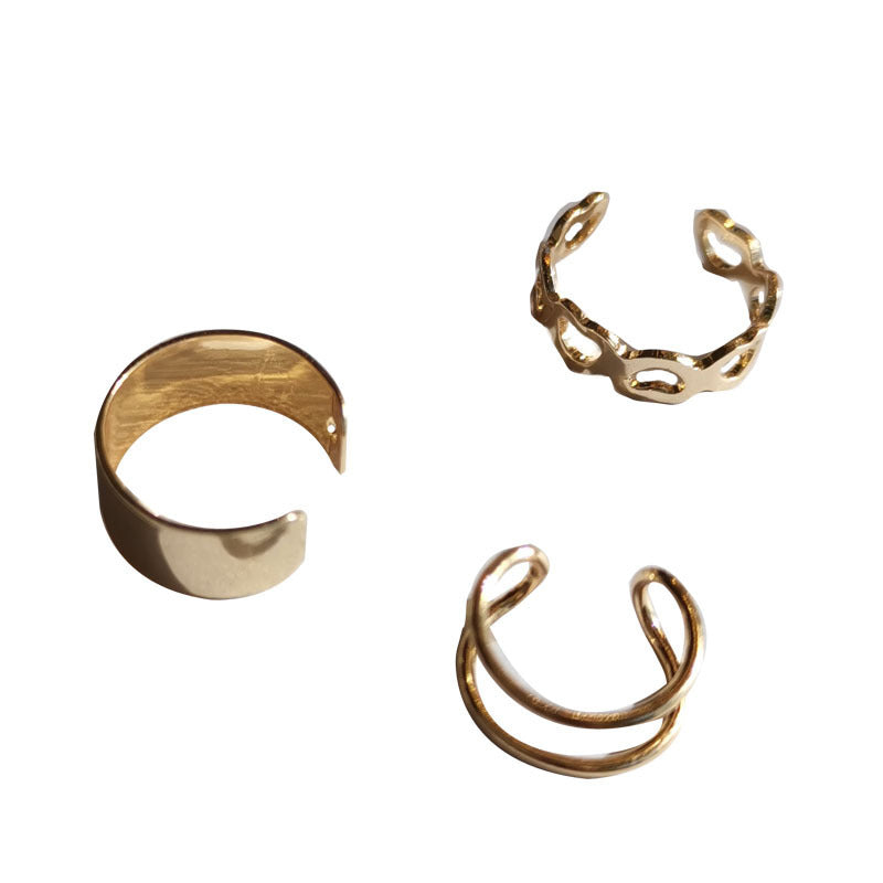 The new piercing-free ear clip set of three