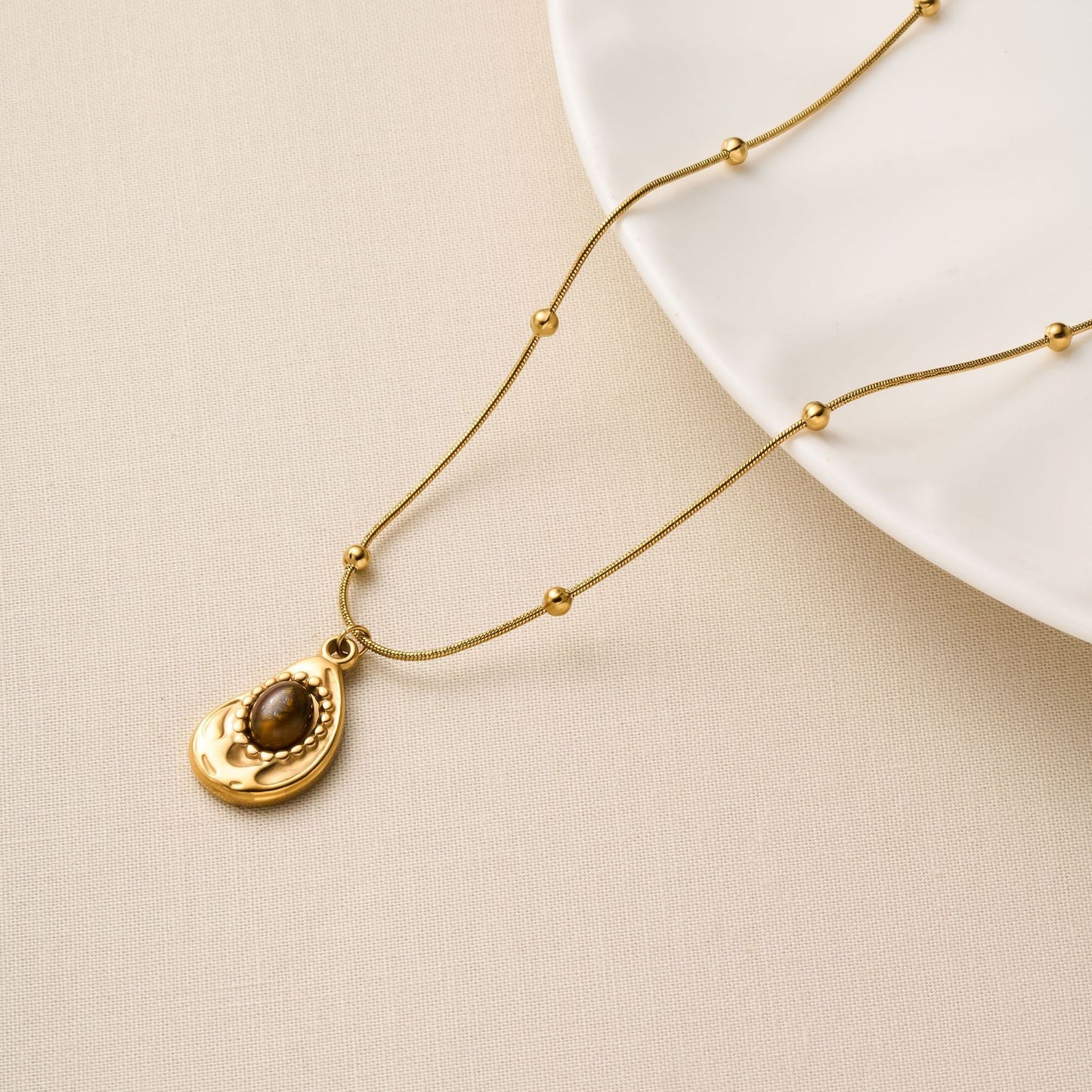 Stainless steel amber stone necklace