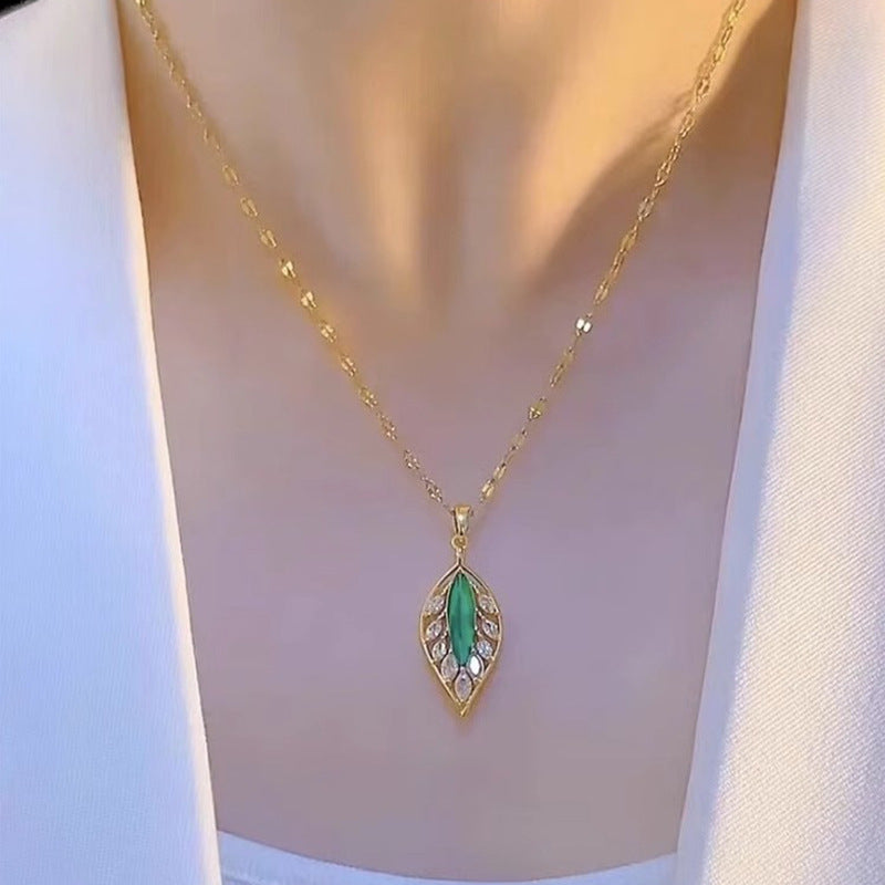 Women's Golden Branch & Jade Leaf Collarbone Necklace