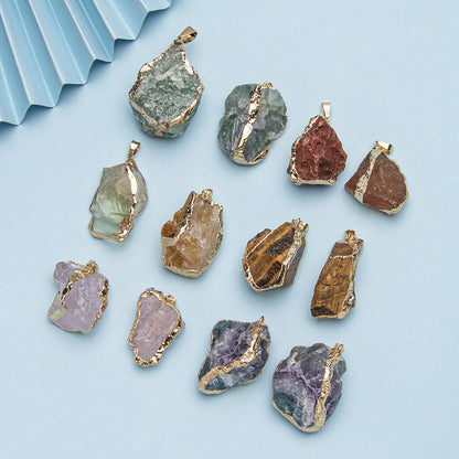 Crystal amorphous bezel rough stone pendant