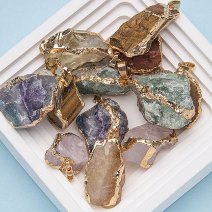 Crystal amorphous bezel rough stone pendant