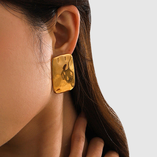 Pendientes rectangulares martillados 