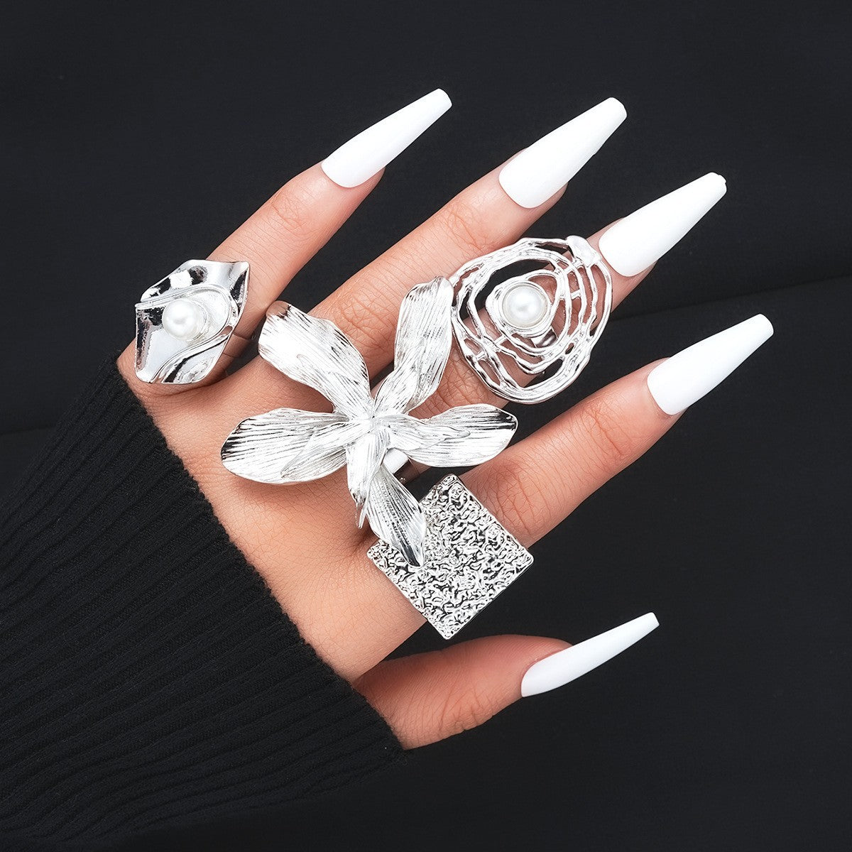 4-Piece Irregular Flower Ring Set