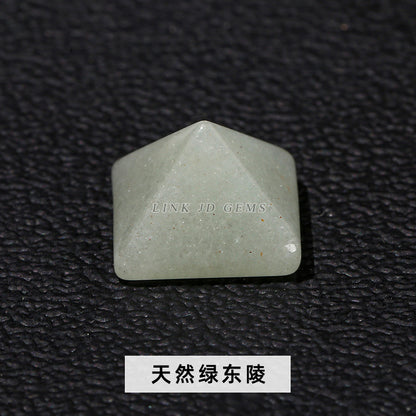 Crystal pyramid ring surface agate jade ring surface