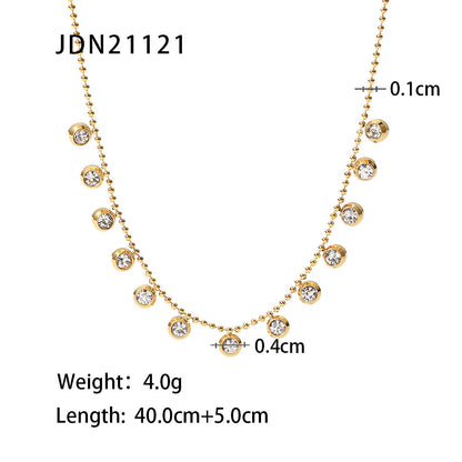 Collar de acero inoxidable con circonitas blancas 