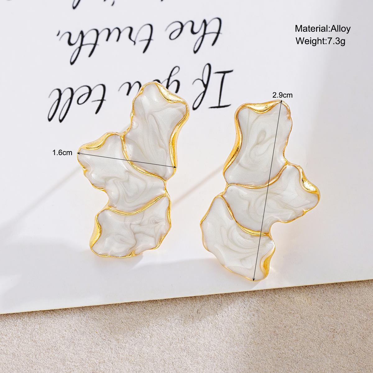 Maple Leaf Petal Drop Earrings