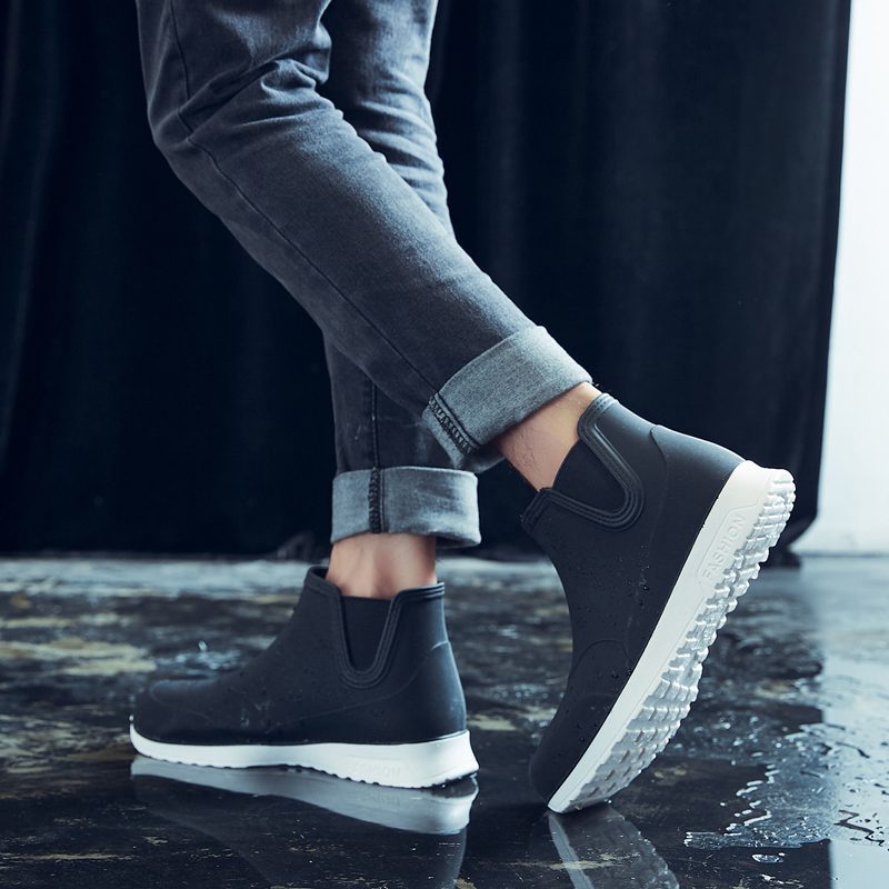 Fashion rain shoes fishing waterproof shoes men