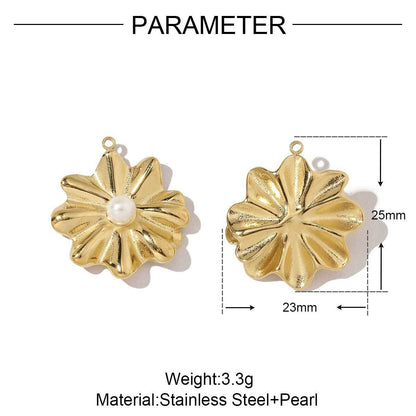 Two-color daisy leafy flower titanium steel pendant