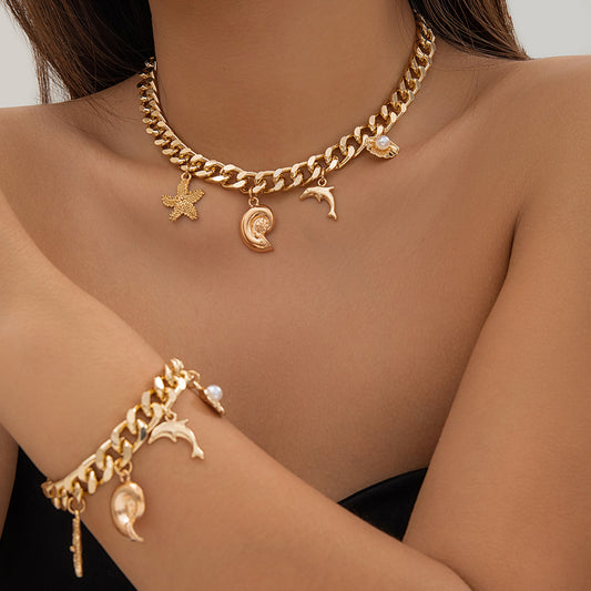 Collar con colgante de estrella de mar 