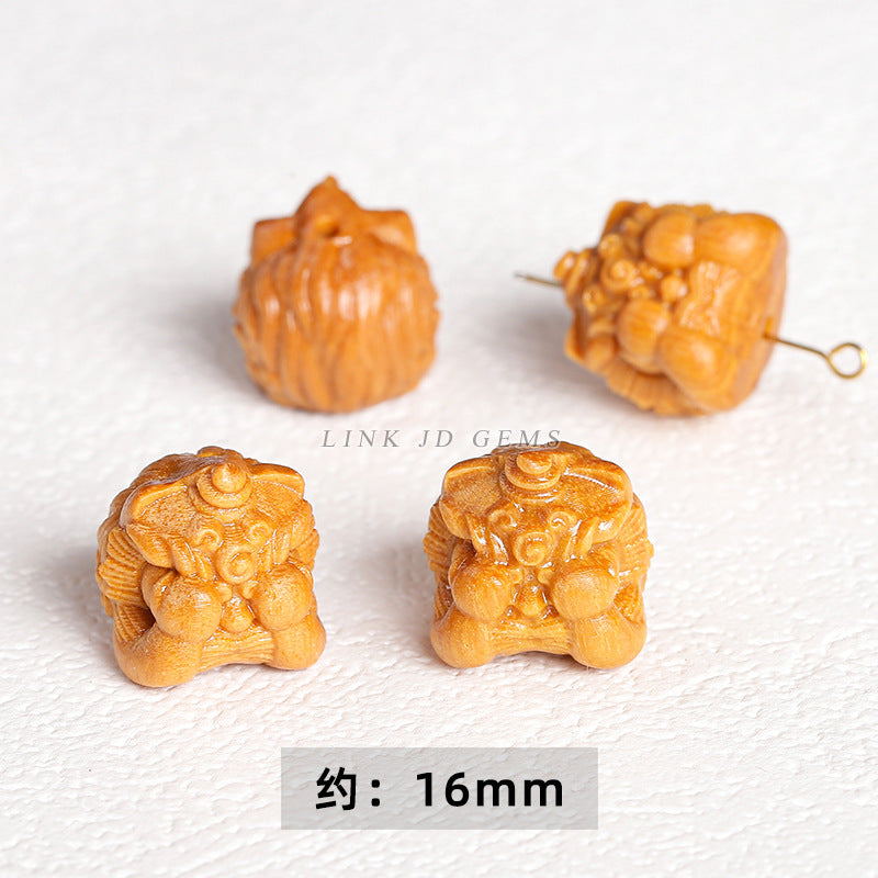 Barbie sandalwood carving lion head cat claw lotus pod accessories