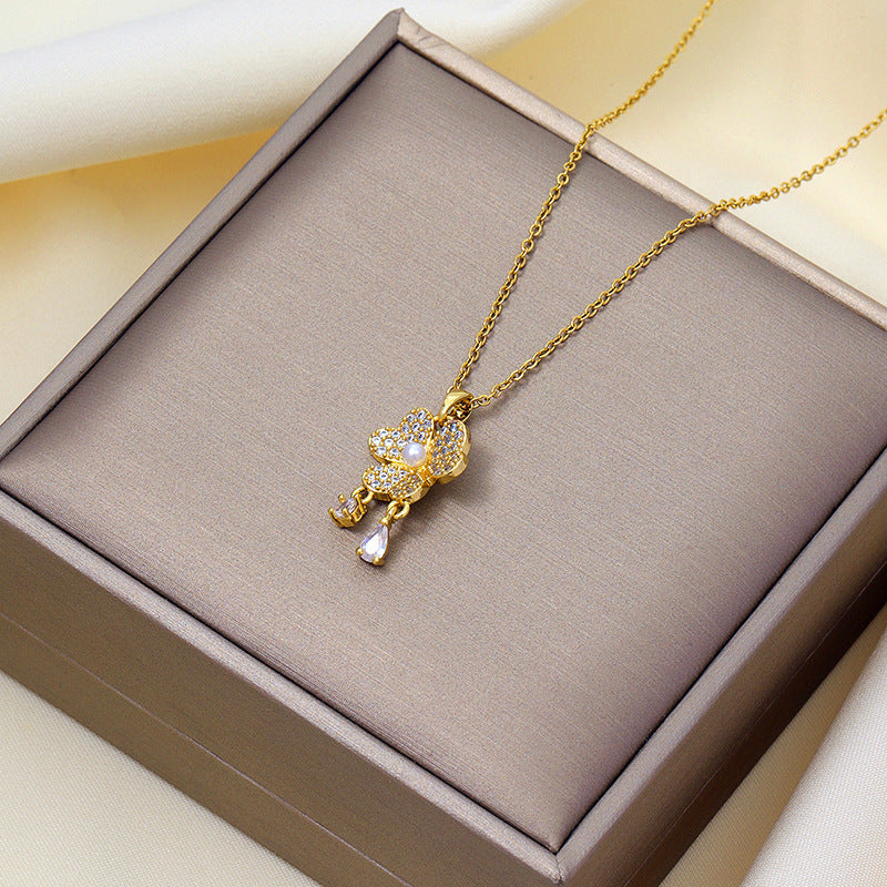 Women's Titanium Steel Clover Pearl Fringe Collarbone Necklace