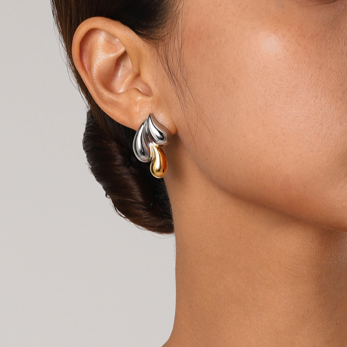 Geometric teardrop earrings