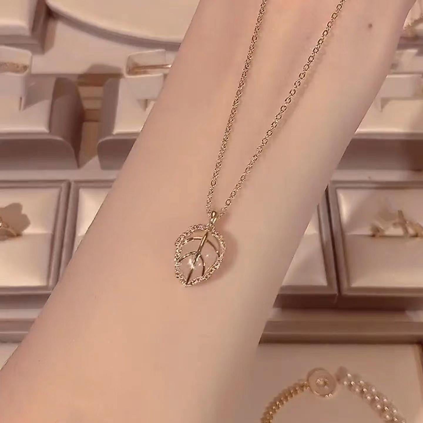 Women's Leaf Opal Titanium Steel Collarbone Necklace — Fade-Resistant Elegant