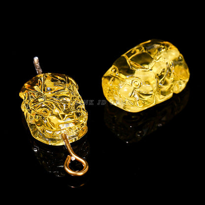 8 * 12 Natural Amber Beeswax Pixiu Through Hole Loose Beads