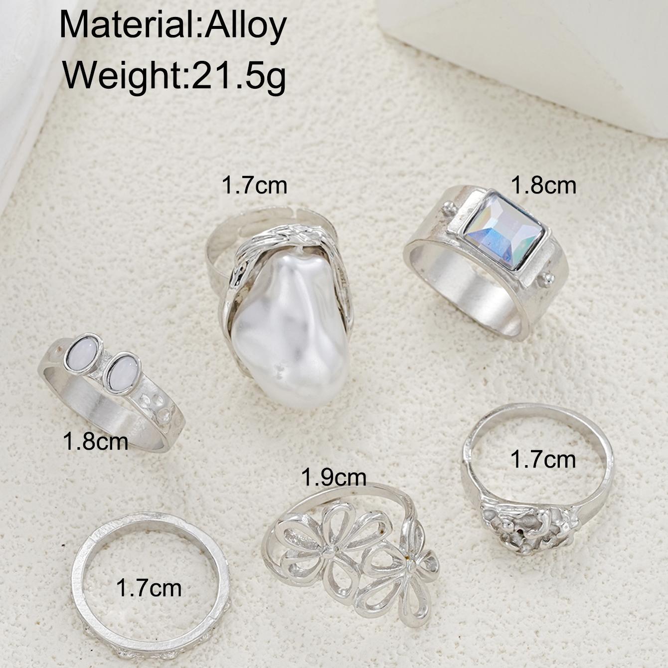 Irregular Pearl Ring Set