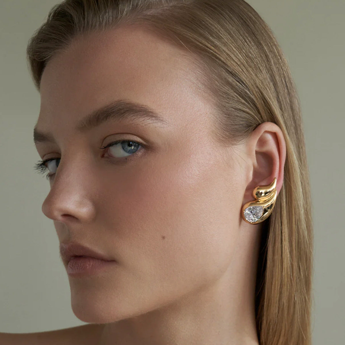 Pendientes doble lágrima con diamantes 