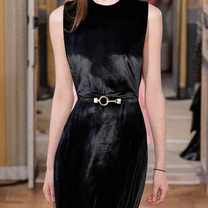 Gold buckle leather thin belt