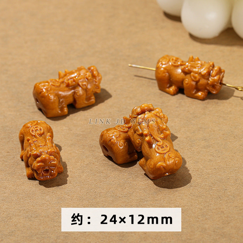 Barbie sandalwood carving lion head cat claw lotus pod accessories