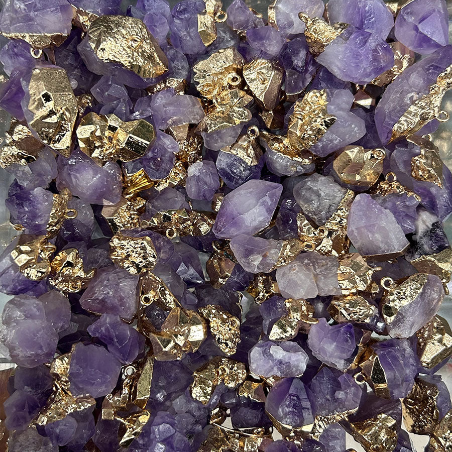 Amorphous Shaped Gold-rimmed Rough Stone Crystal Pendant