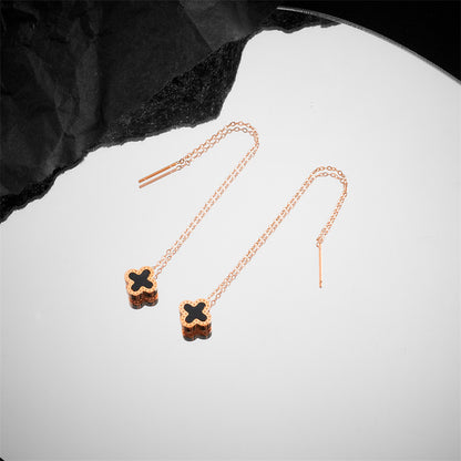 Four-leaf clover earrings, earrings.