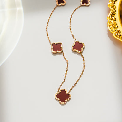 Colar de trevo de quatro folhas em aço titânio banhado a ouro 18K 