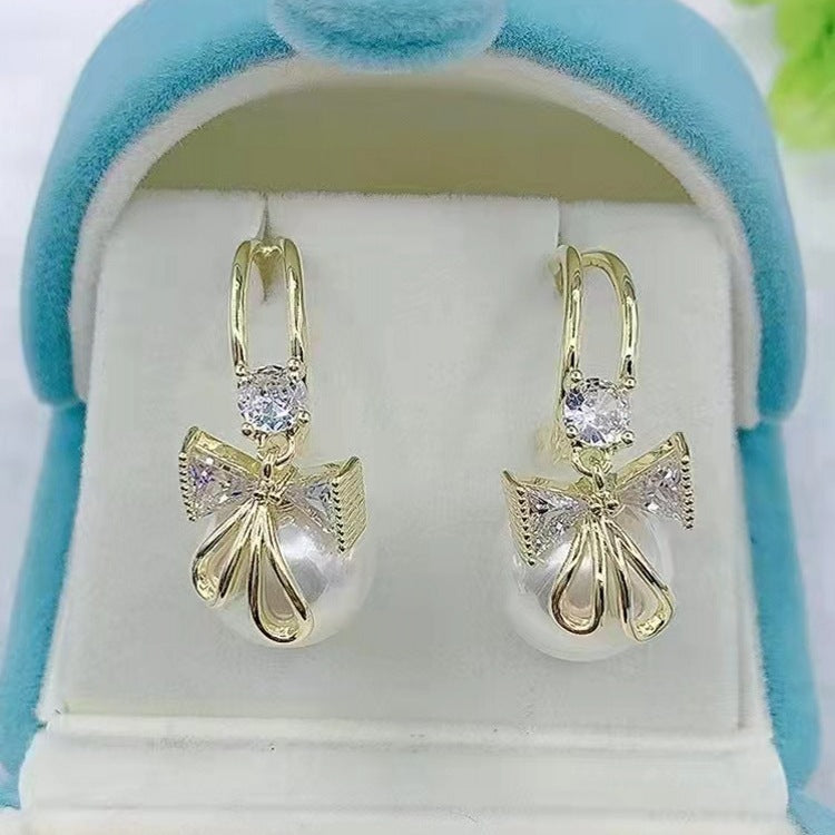925 Silver Needle Mermaid Ji Pearl Stud Earrings