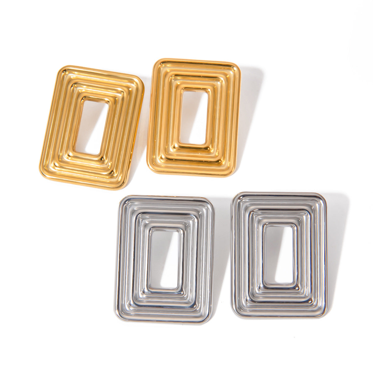 Pendientes rectangulares con forma de remolino hueco 