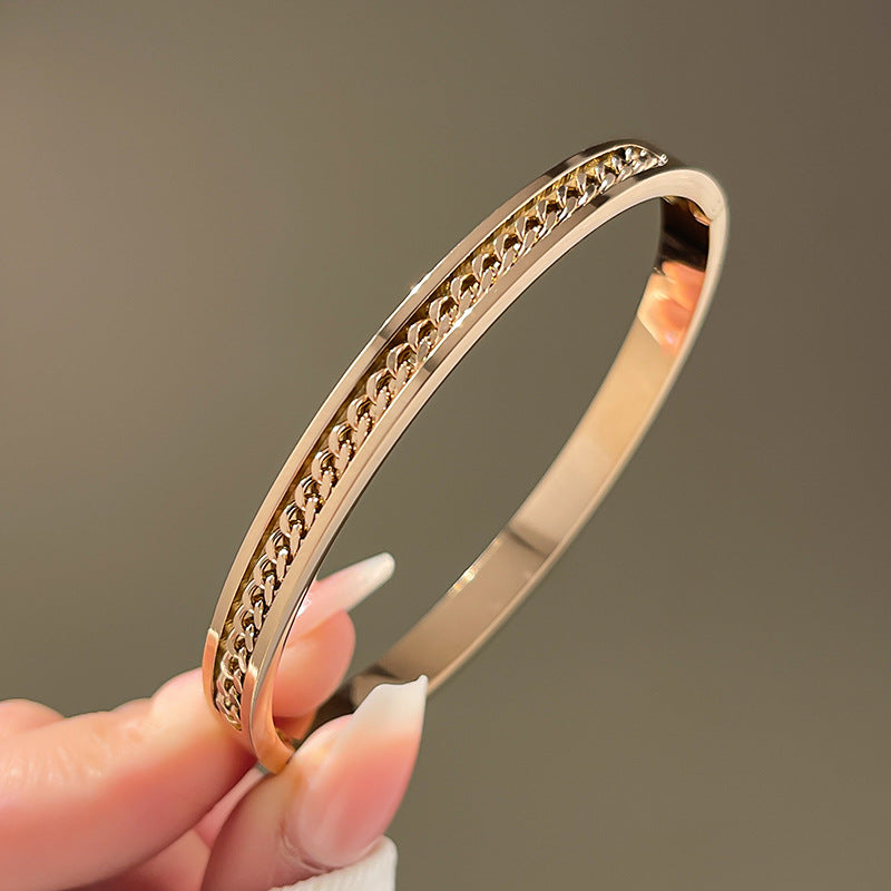 Four-leaf clover gypsy titanium steel bracelet