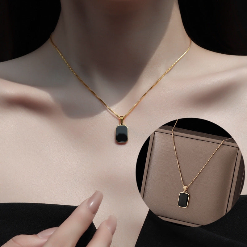 Minimal Black Titanium Steel Collarbone Necklace