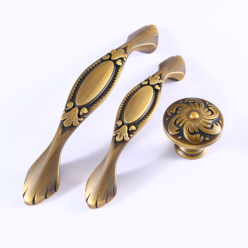 Vintage Yellow Bronze Brass Handle