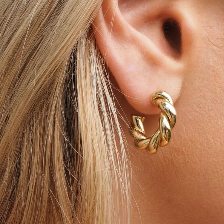 Geometric Hollow Rhombus Earrings