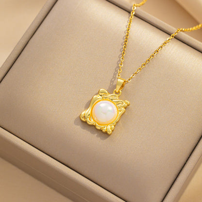 Artistic Irregular Pearl Necklace, Mermaid Style