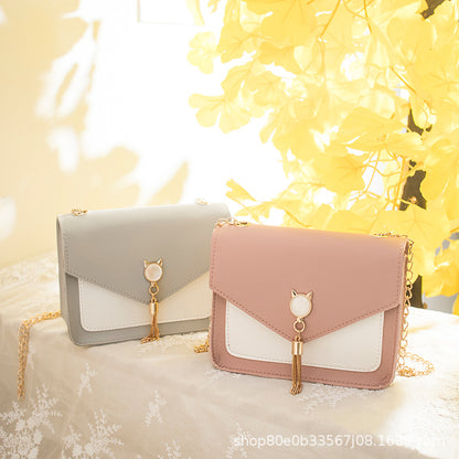 Contrasting Color Versatile Handbag