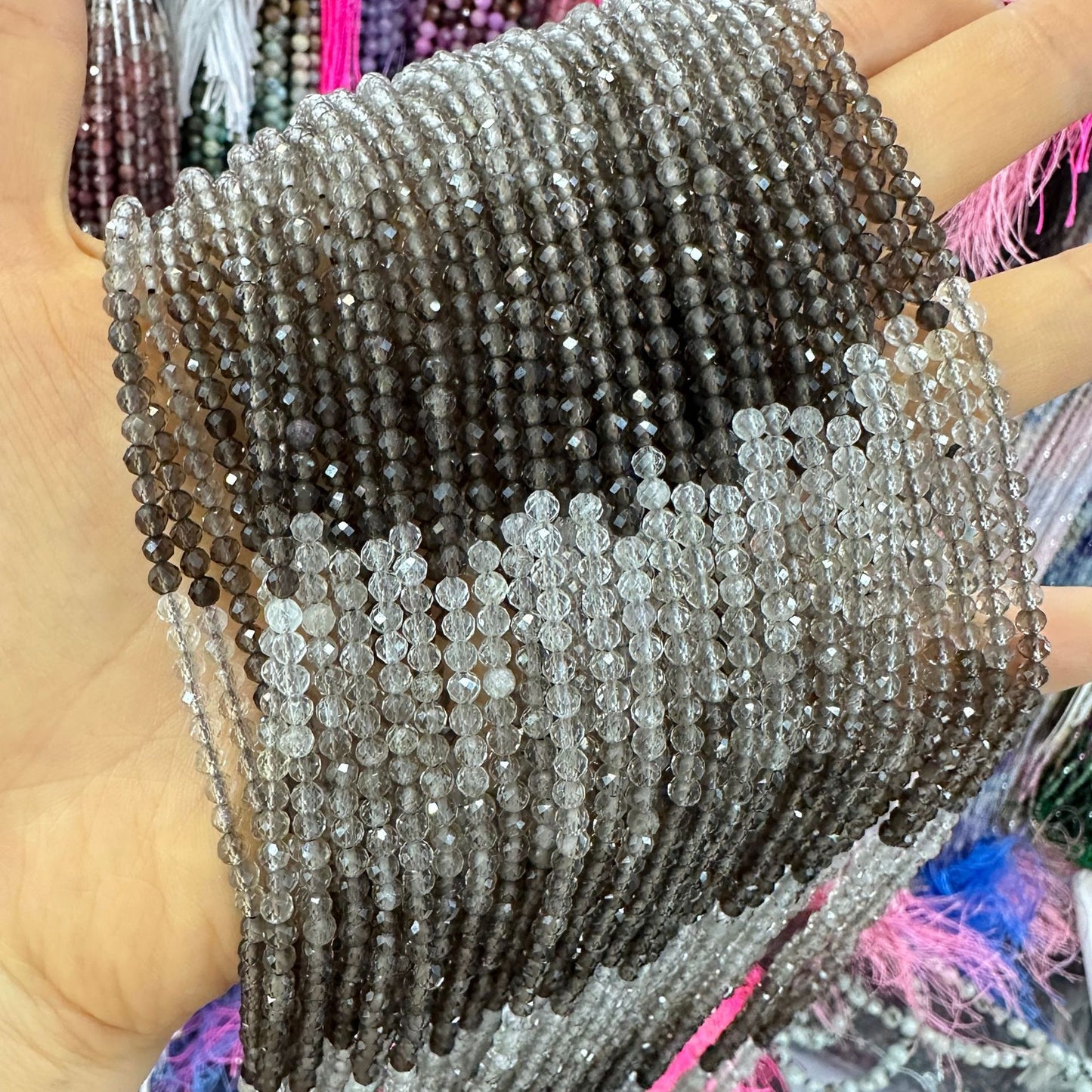 Cuentas facetadas de cuarzo ahumado degradado natural de 3-4MM cuentas sueltas 