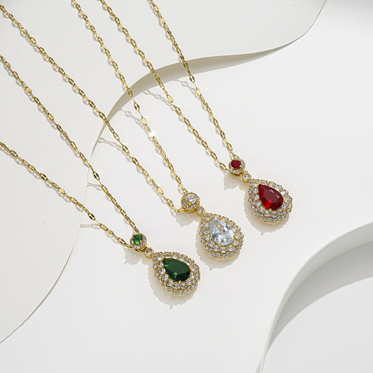 Colar elegante de zircão verde, aço titânio antidesbotamento 