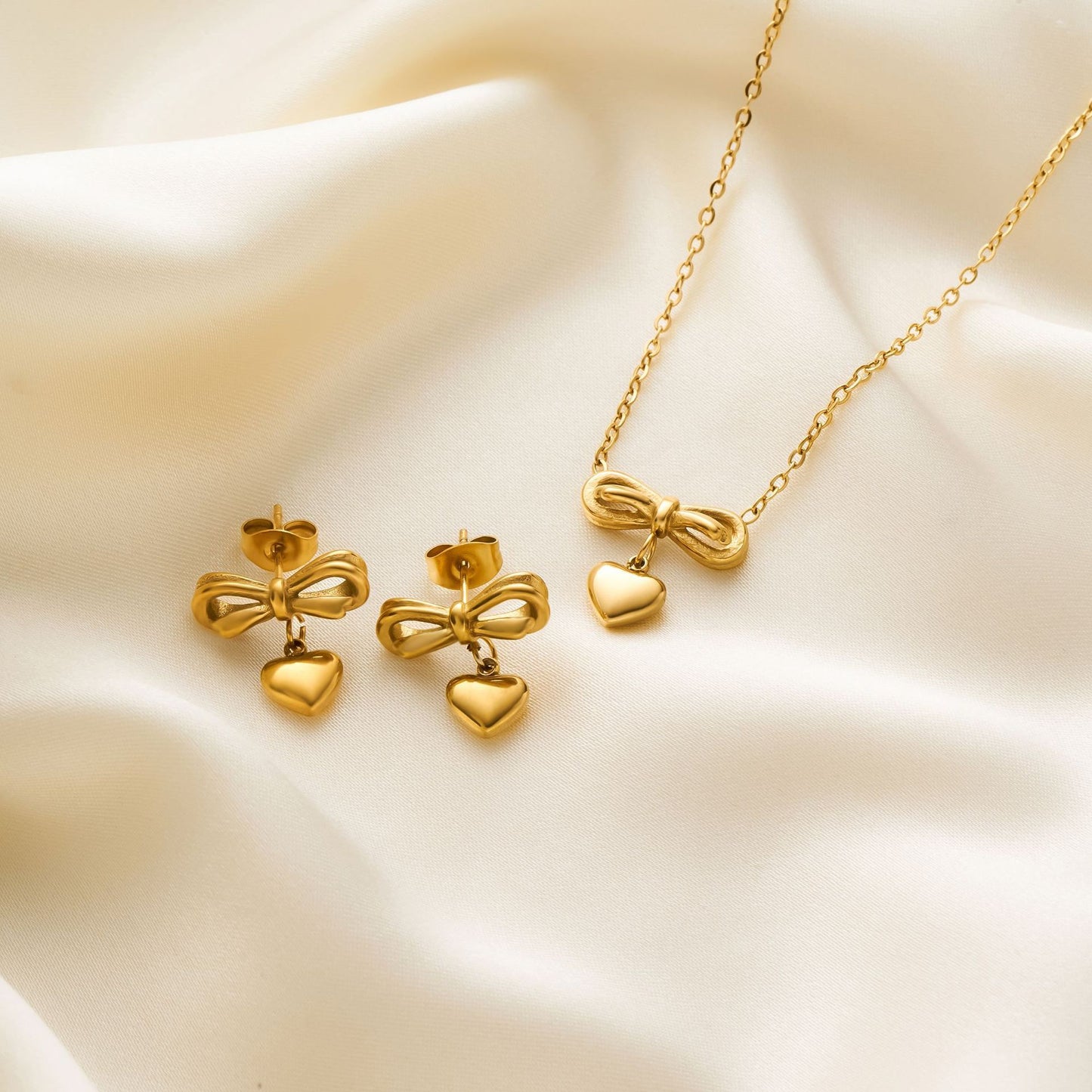Titanium Steel Bow Love Necklace Set