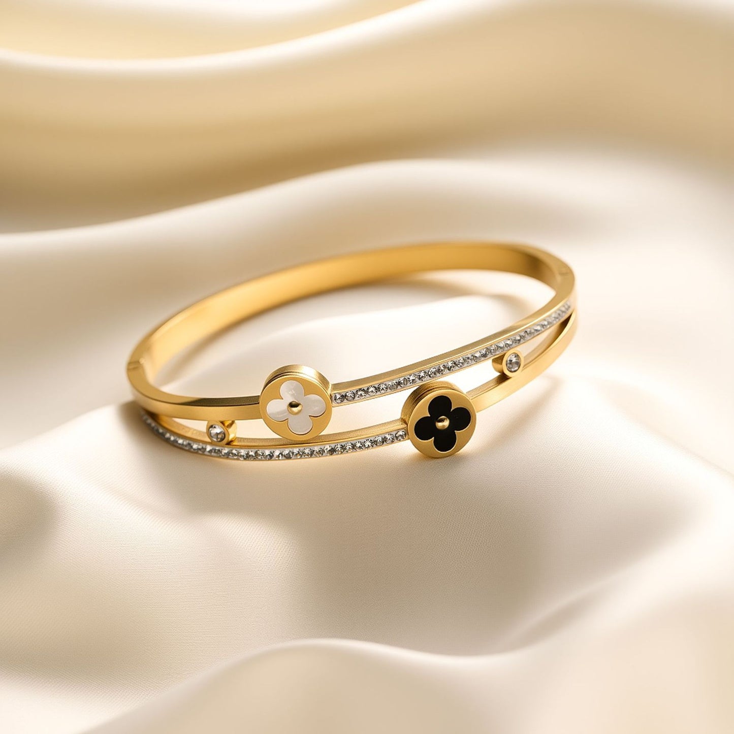 Titanium Steel Four-Leaf Clover Bracelet