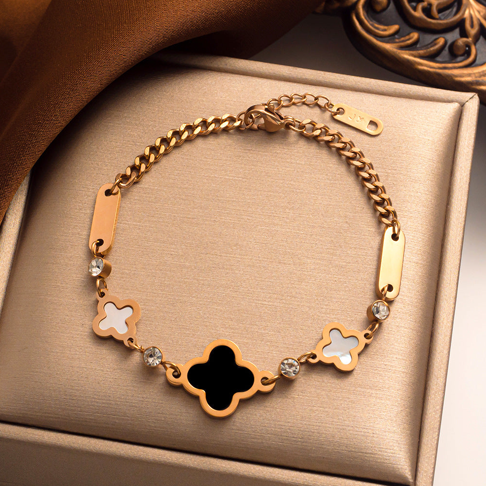 Pulseira Lucky Clover em Aço Titânio - Estilo Coreano 