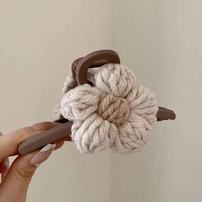 Pinza de agarre de flores de lana con temperamento de otoño e invierno 