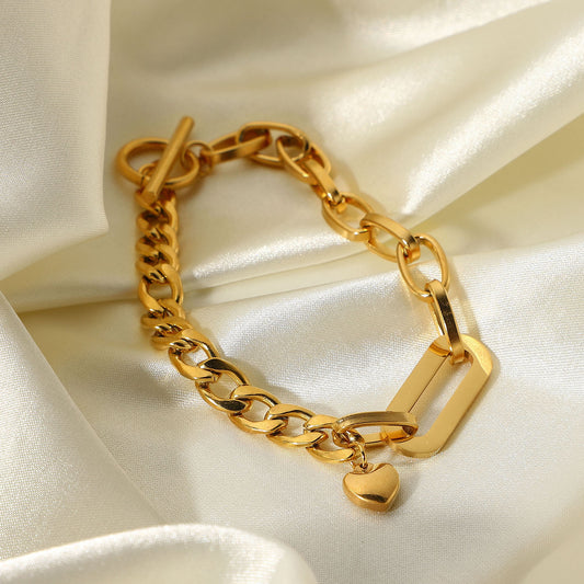 Pulsera con hebilla OT y colgante de corazón pequeño 