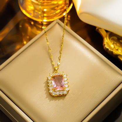 Elegante colar de gemas verdes douradas microincrustadas para mulheres 