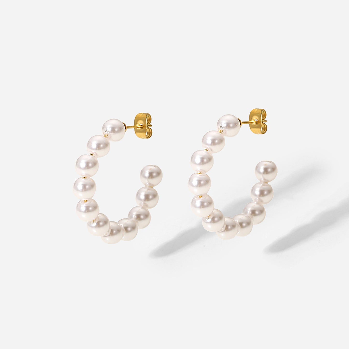 30mm pearl C-shaped earrings