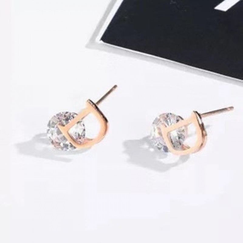 Versatile titanium steel small stud earrings