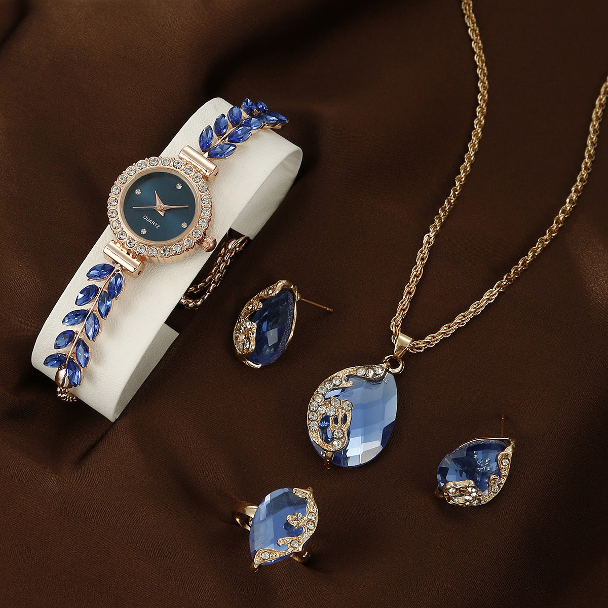 Quartz bracelet watch jewelry set