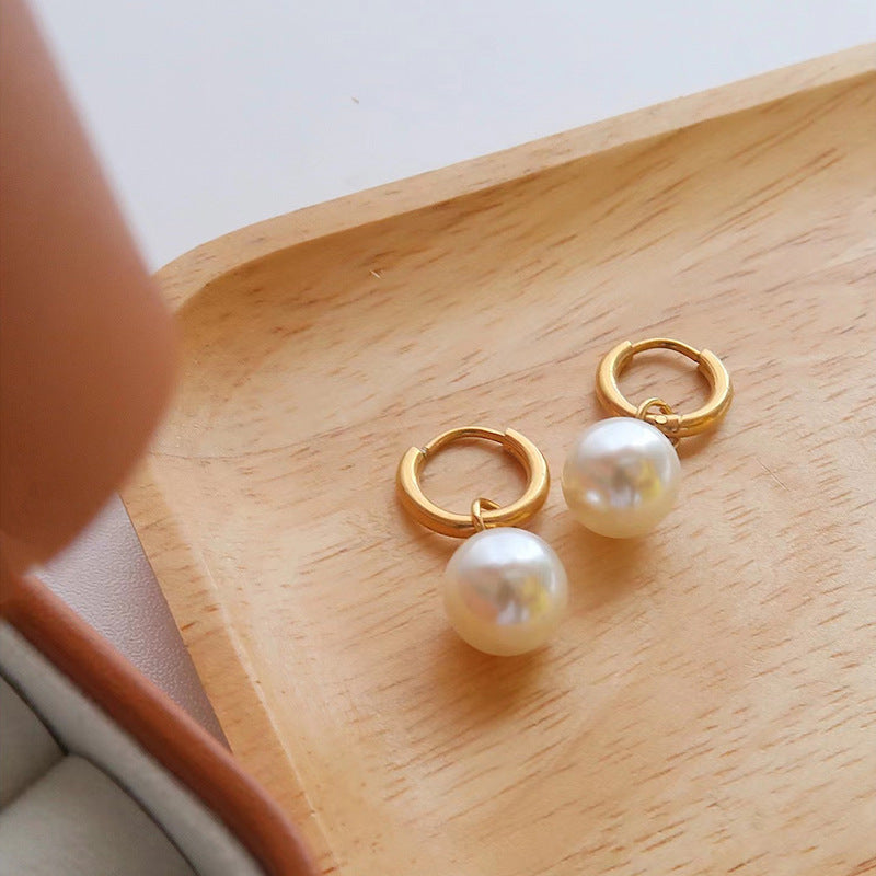 French Retro Pearl Pendant Earrings — 18K Gold-Plated Titanium Steel