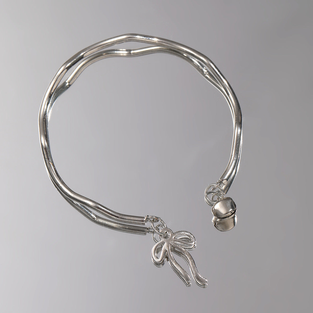 Mobius Ring Silver Bow Bracelet