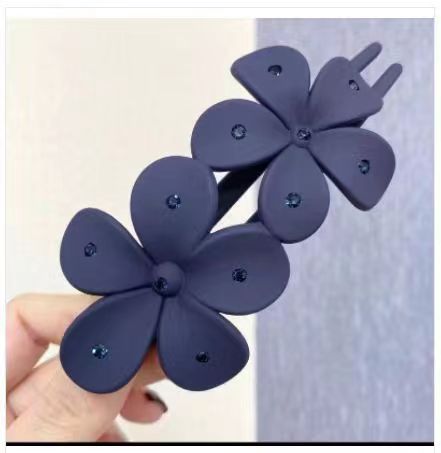 Frosted Rhinestone Flower Hairpin Female