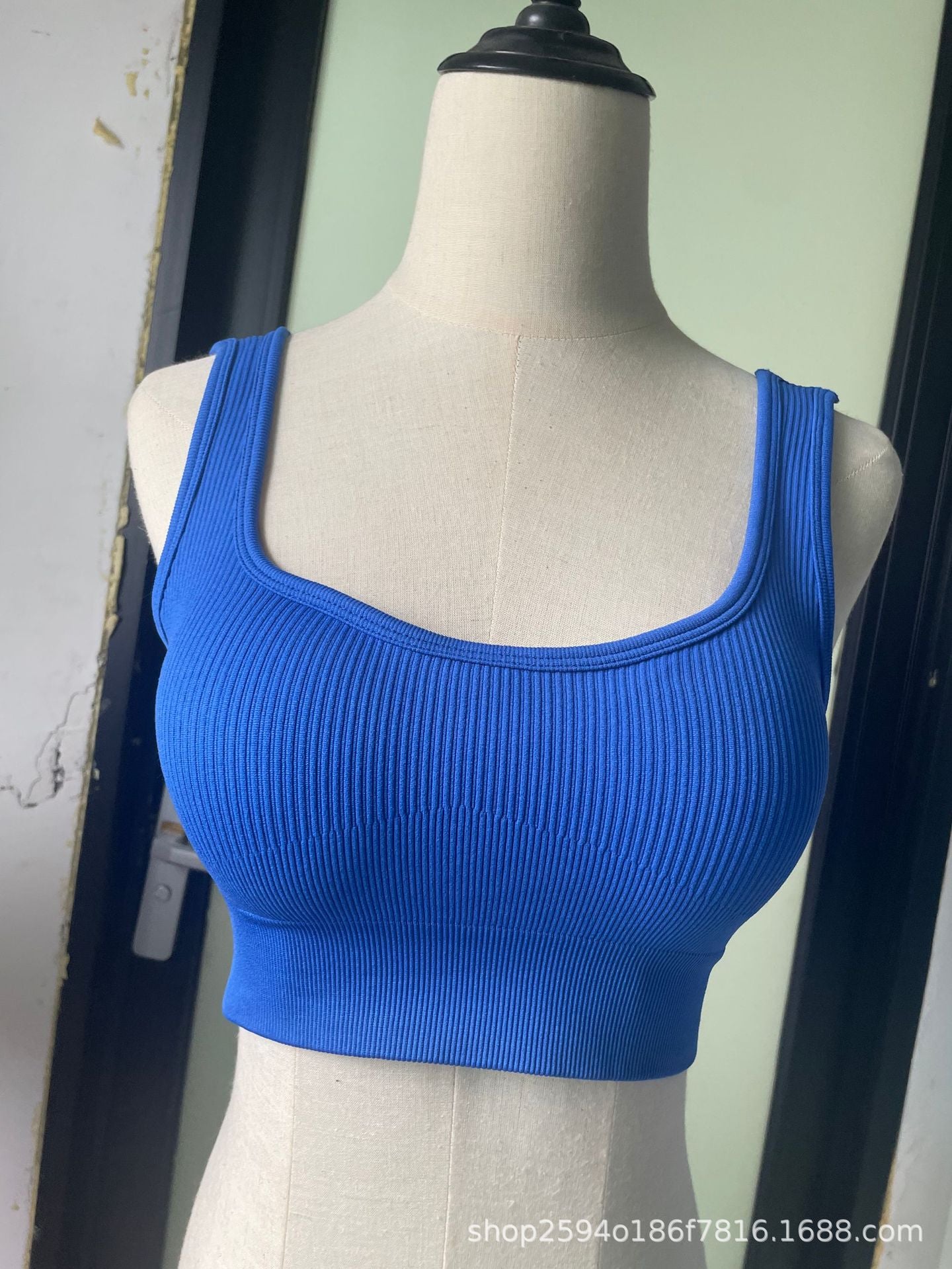 Traje de yoga sin costuras Ropa interior deportiva en forma de U 